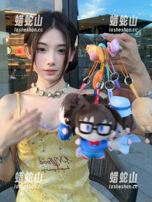 155.su 155.su的黑料传送门:我到底是被吸引还是被吓到?
