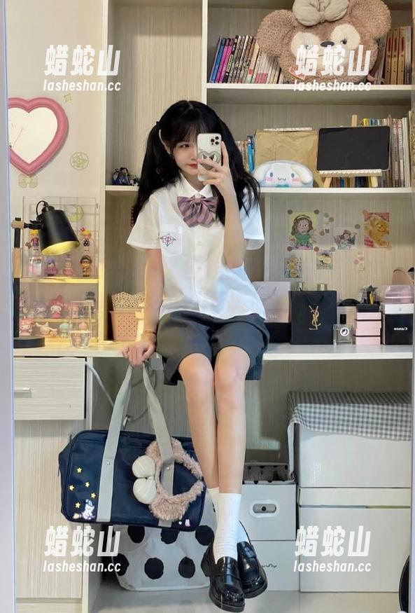 17吃瓜中心 “17吃瓜中心”网页入口让我感受到知识的力量,但我只想吃盆栽瓜!