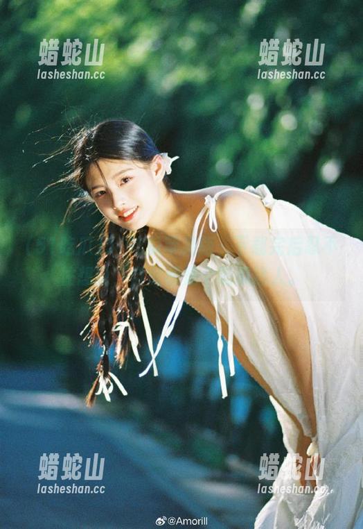 51吃瓜苹果版，下载完后忍不住想说，自此我是个吃瓜达人。