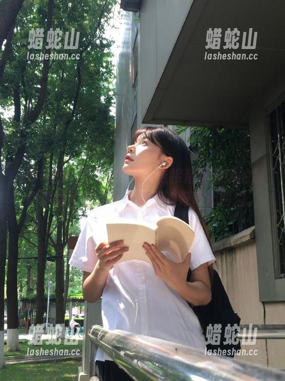 “51吃瓜”链接精神满满的朝阳群众，感受一下他们的好奇心四溢。