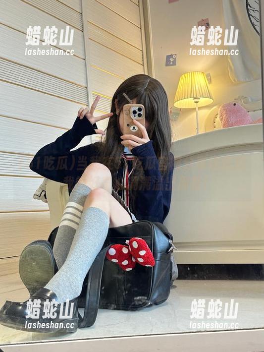51吃瓜 当我在51吃瓜官网分享这些瓜,我的好奇心满满溢出屏幕!