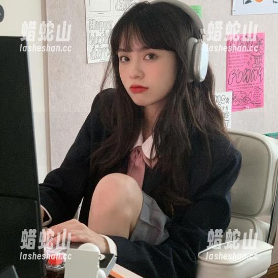 天哪，我翻了导航，51吃瓜官网里竟然能看见娜娜的深情对话！