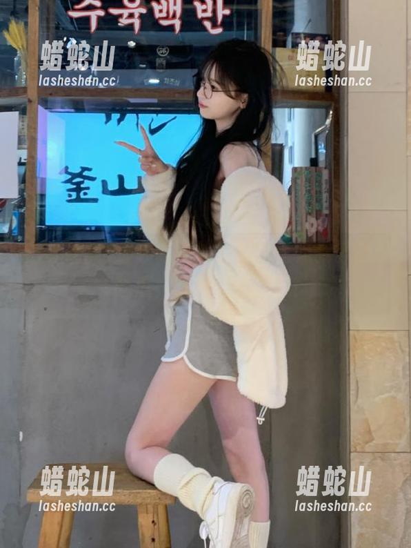 最新吃瓜如火如荼，点我下载51吃瓜，吃辣条不吃瓜！