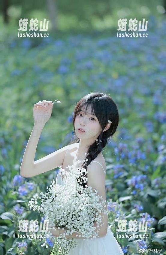 51吃瓜网 打开51吃瓜网官网,那个入口让我有想探索深渊的勇气…