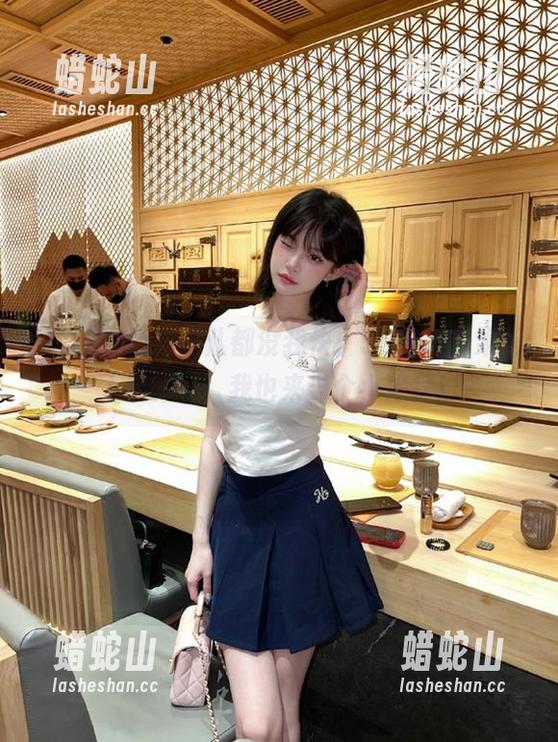 狗仔队都没我快，58吃瓜苹果版上手即开，我也来当个小狗仔！