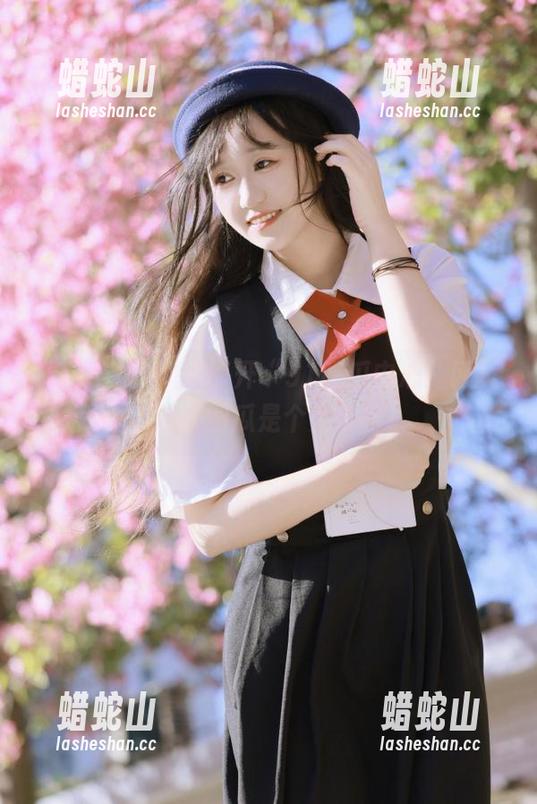 91吃瓜中心 点开“91吃瓜中心”网页,这次的瓜是个大长号!