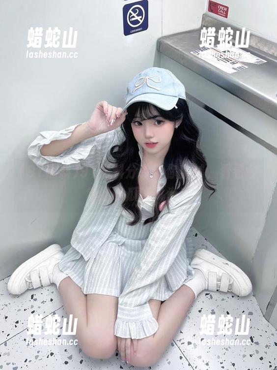 91黑料 91黑料分享带你穿越,看看今年的吃瓜新风尚!
