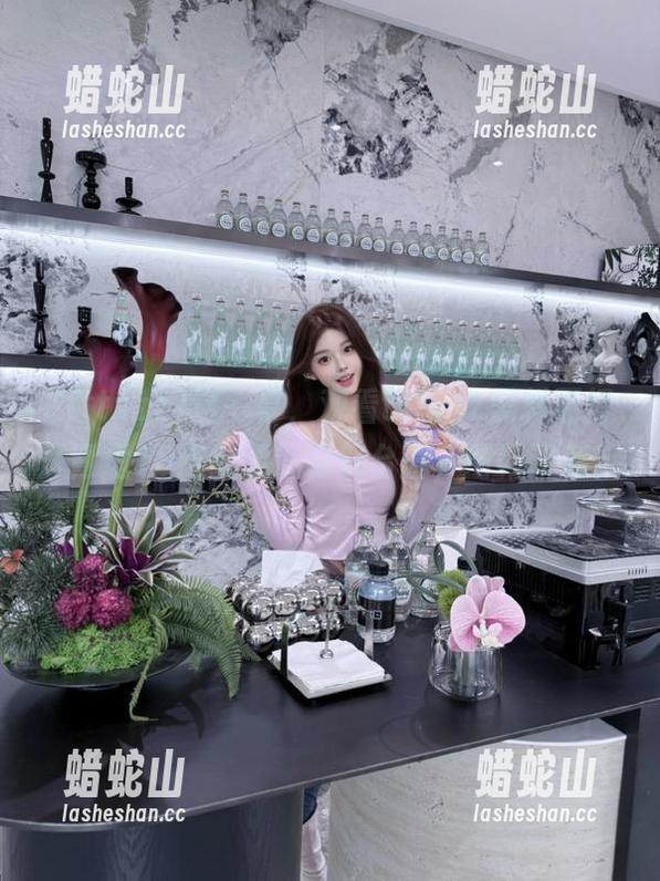 这一幕，观看tttzzz黑料不打烊肾虚18连就像置身舞台剧，酣畅淋漓。