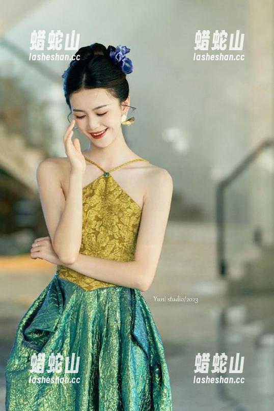 真心建议，打开首页“www.17tk337t.com”前先备好瓜子，省得忍不住要坐好久！