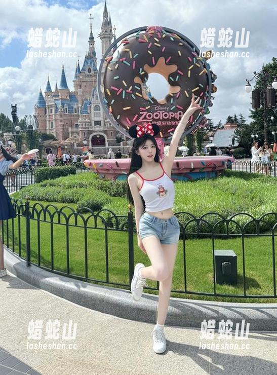 www.51 在线结局太离谱?‘www.51’里的剧情逆天了!