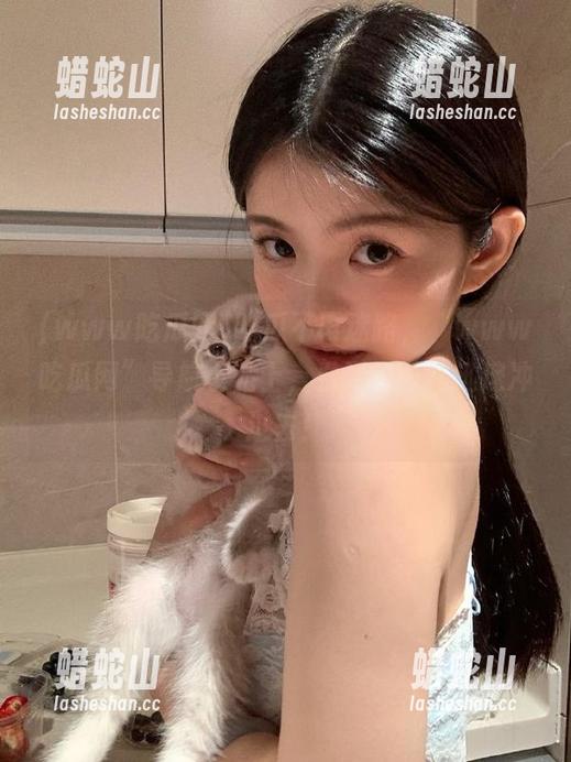 吃瓜不再迷路，“www吃瓜网”导航小贴士，看到好事儿迅速冲过去！