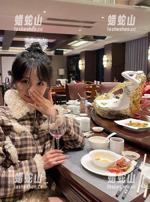 今日吃瓜：最新网红黑料一箩筐，让人忍不住翻来翻去