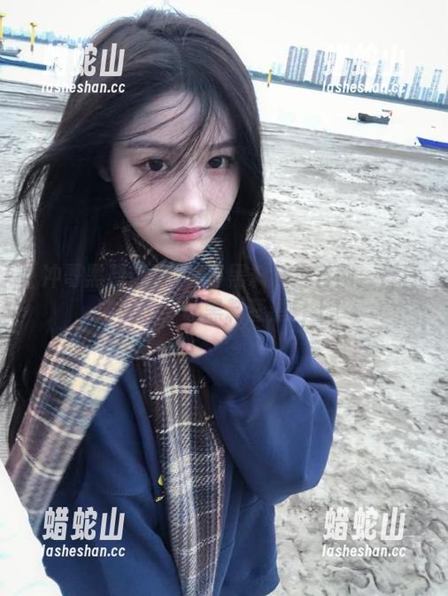 冲哥黑料精选官网：每日冲击波，让黑料蒸蒸日上！