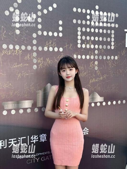 吃瓜不打烊：在线围观，打破次元壁的好奇心！