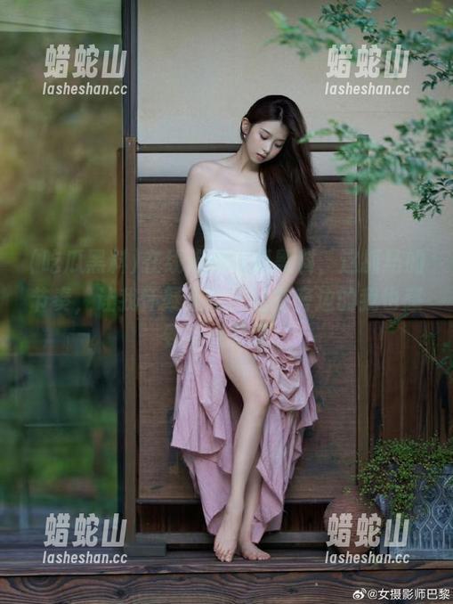 吃瓜黑料 在线追踪吃瓜黑料,这抓马的节奏,让我怀疑人生,站在旁边的我也感到有点晕呢。