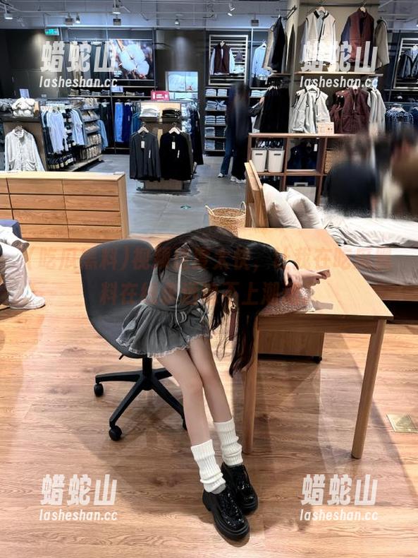 吃瓜黑料 视频速度太快,让我在吃瓜黑料在线永远追不上潮流。
