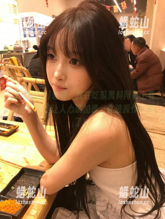 吃瓜黑料 哇塞,我在吃瓜黑料网页上看到的,真是让人心跳加速,这波操作太绝了!
