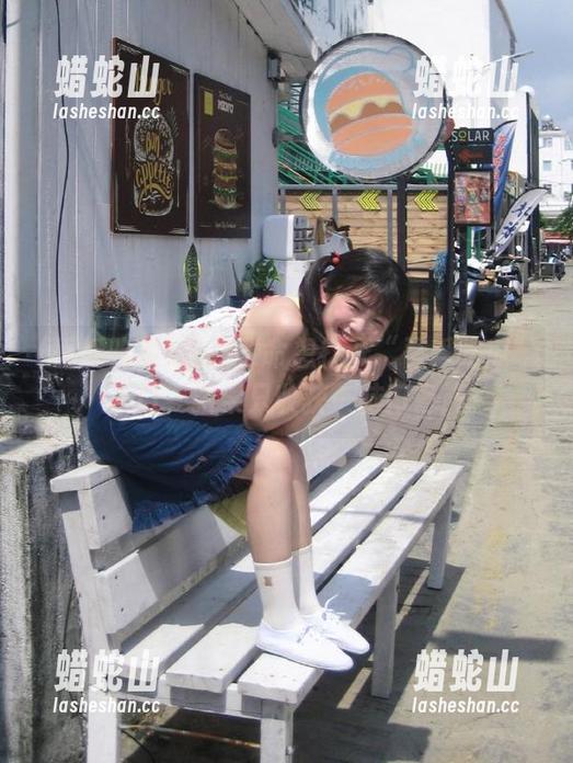 我拼了命想打开“吾爱吃瓜”入口，结果只收获一脑门青筋