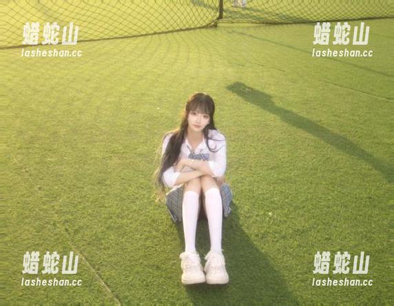 娱乐718发布的热门内容是：一天不吃瓜，浑身不舒服，大家觉得呢？