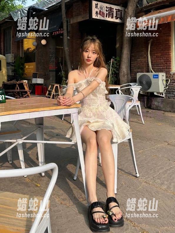 泡泡吃瓜 最新一波!泡泡吃瓜网页滚出的一干瓜友,冲动得我想加关注,循环观看。
