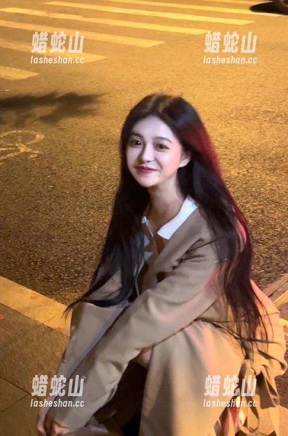 美女黑料网 优雅外表下的“黑料”在美女黑料网官网被曝光了?