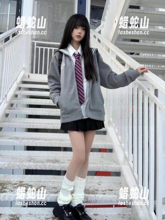 黑料不打烊 黑料不打烊直达2025新版本,每一条都像打了鸡血,真是疯狂!