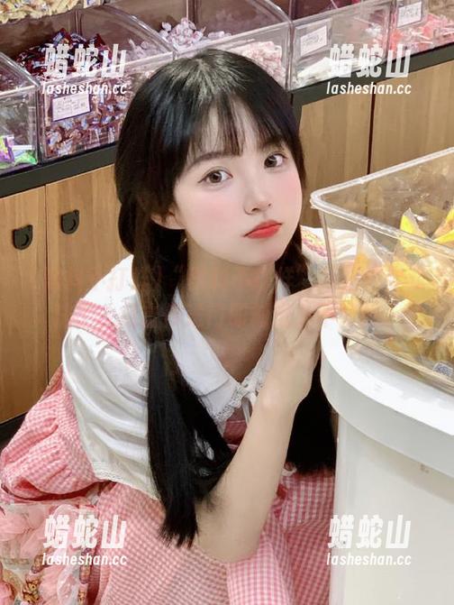 黑料不打烊 “黑料不打烊”网站也变戏法了,点击传送门即刻进入不归路。