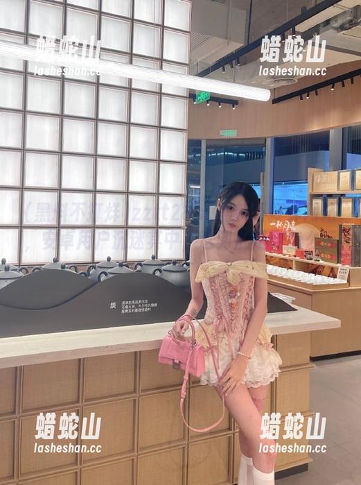 黑料不打烊 zztt28su黑料不打烊网站,安卓用户沉迷其中,这到底是要怎么玩?