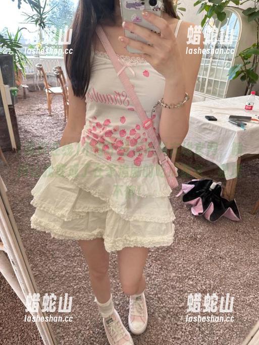 不得不推荐黑料在线官网，瞬间让我变成了在家追剧的吃瓜群众，播放不停！