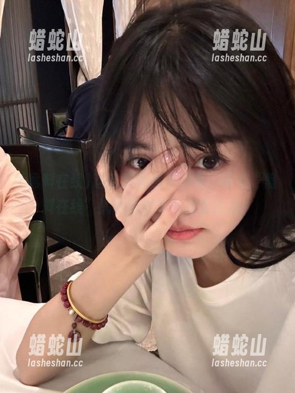 黑料在线 这网页竟然不改良,播放“黑料在线”搞事情的节奏直接拉满!