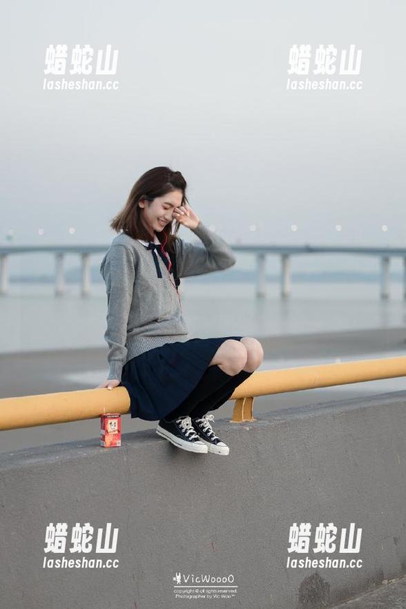 在‘黑料正能量’传送门徘徊，index.php里却藏着你想象不到的惊喜