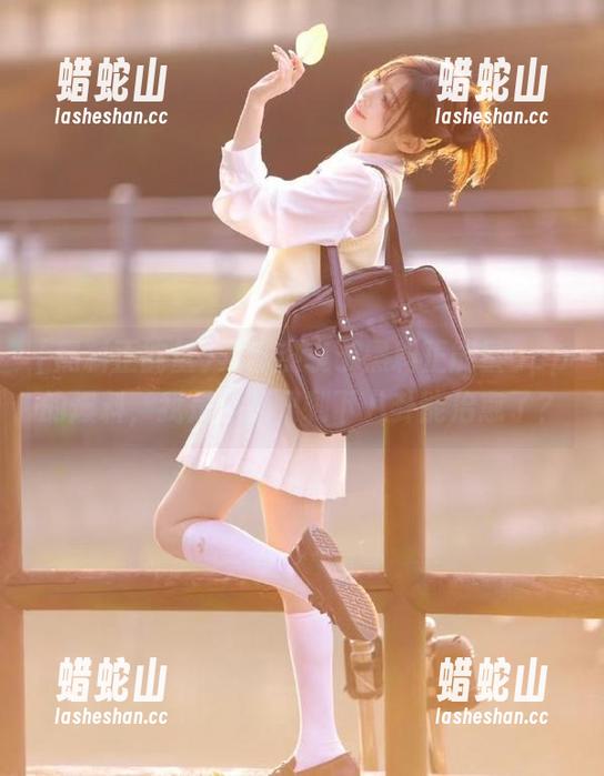 黑料正能量 异常热衷于黑料正能量app的爆料,我是不是只剩下八卦能治愈了?