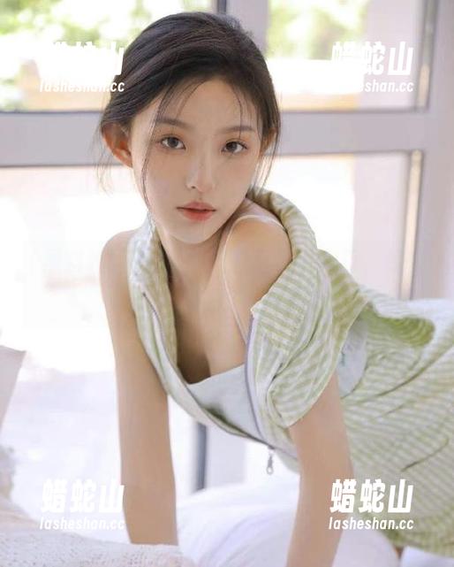黑料社区 点开黑料社区视频入口,我的好奇心溢出屏幕了!