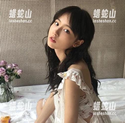 黑料网 深夜电台一样的“黑料网”,这条打不烊的线路又给我送来新闻了!