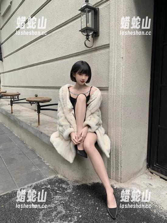 最新黑料网站入口，赶快来拔草，这波瓜太疯狂了吧？