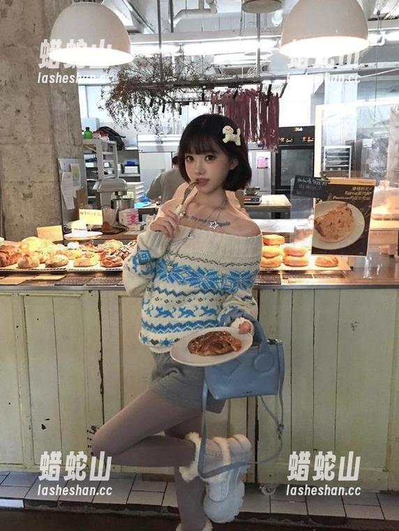 黑料老司机 说好的不打烊,黑料老司机app陪你吃瓜到深夜,瓜也要越吃越甜!